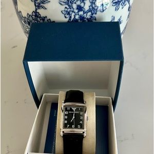 Emporio Armani Men’s classic elegance watch, Has wear leather strap new battery
